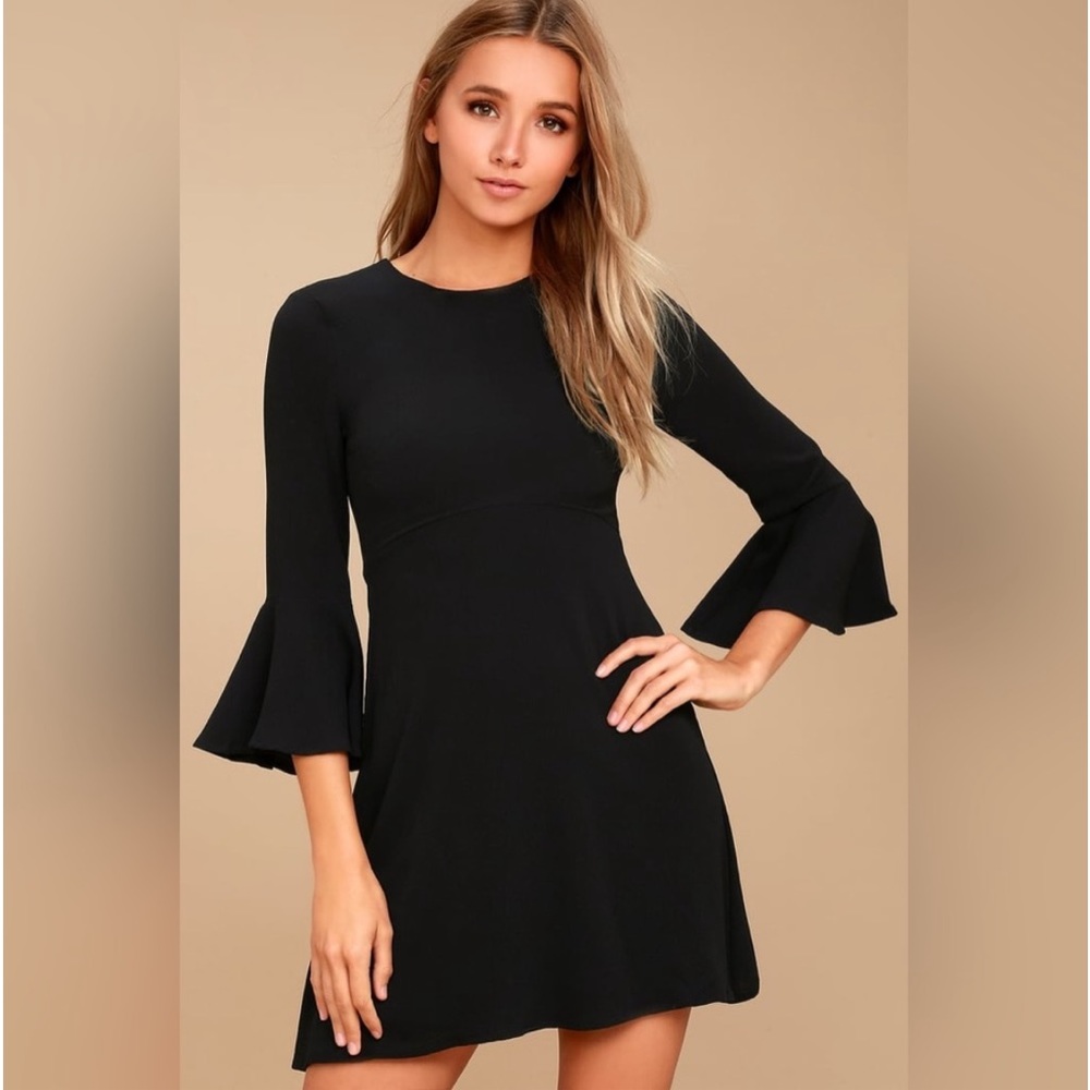 Lulu’s Center of Attention Flounce Dress EUC